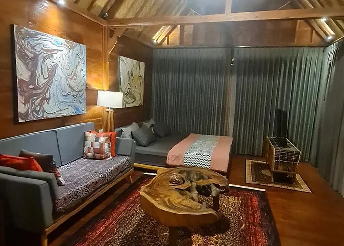 Rumah Kayu Mataraja - Tabanan Вилла *