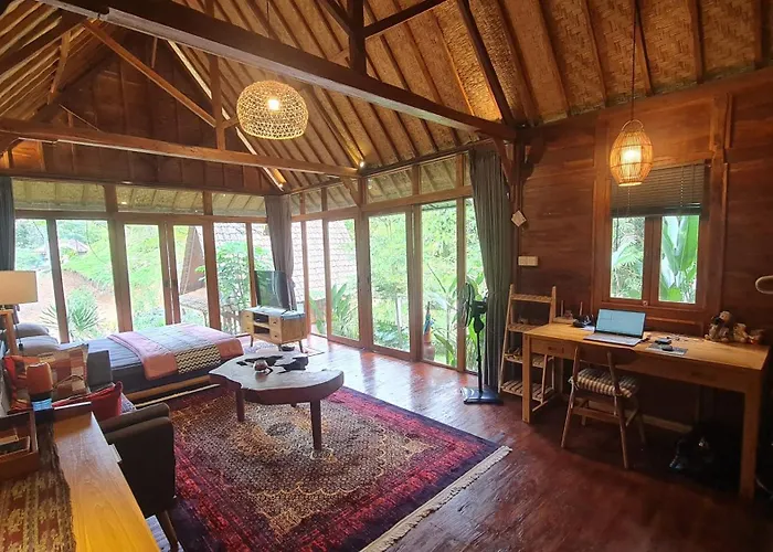Rumah Kayu Mataraja - Tabanan Perean